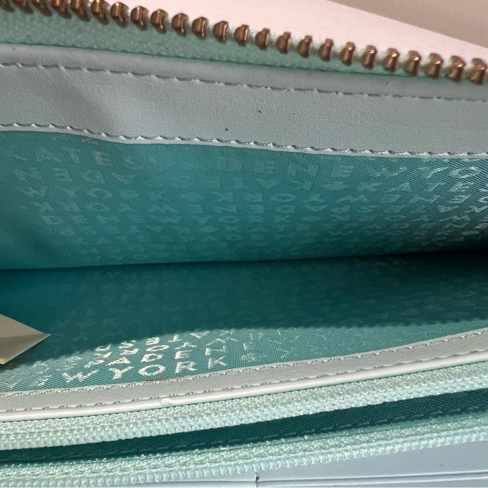 Kate Spade Graphic New Horizons Out Of Office Kaden Aqua Wallet. - Picture 7 of 9